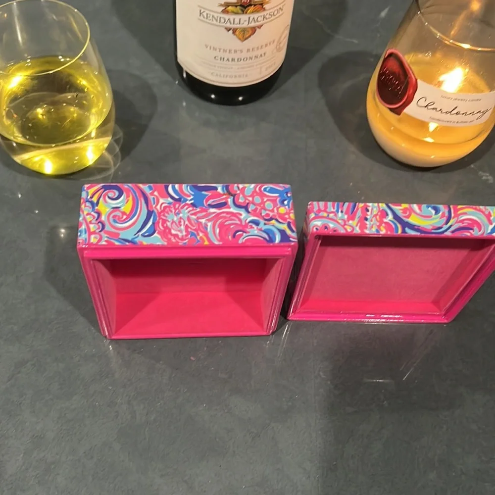 GUC! Lilly Pulitzer Jewelry Box!